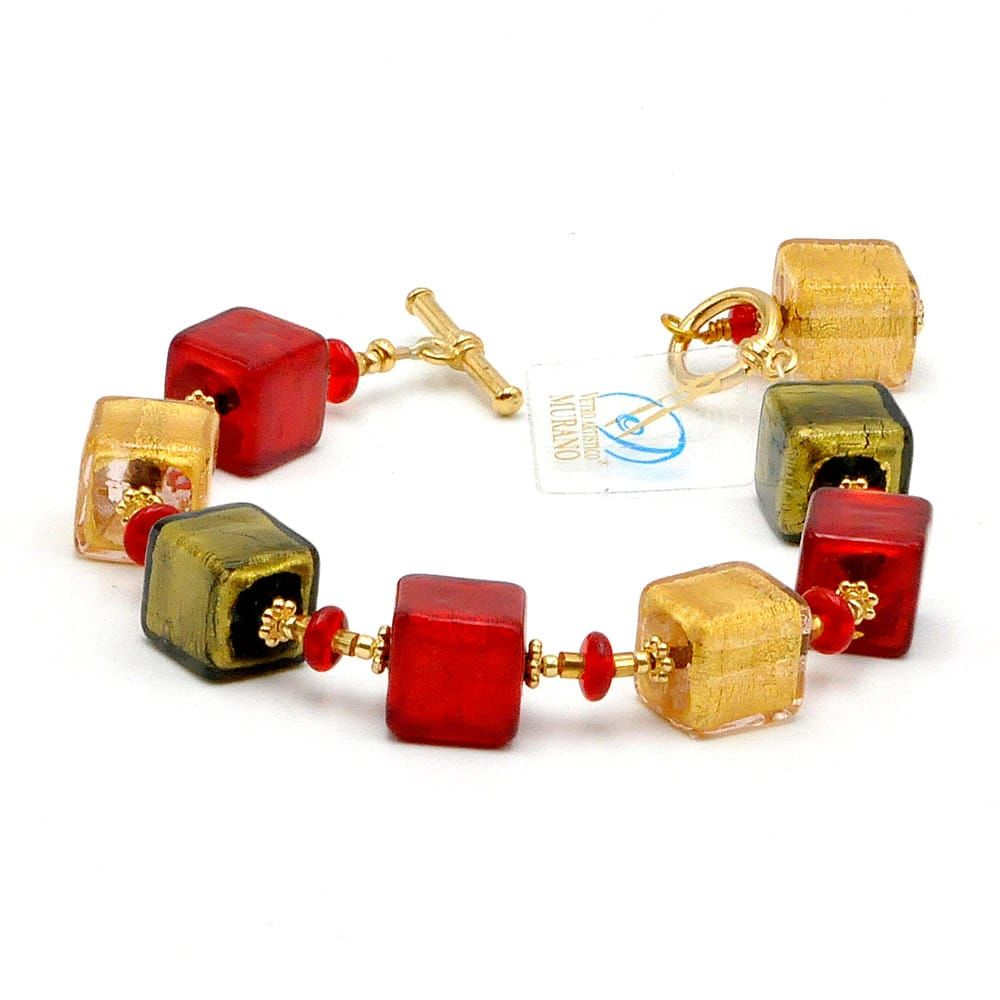 Cubos vermelhos - pulseira de vidro murano vermelho e dourado de veneza