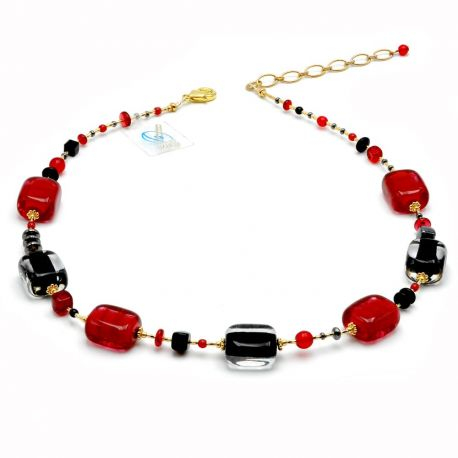 Red and black murano glass necklace 