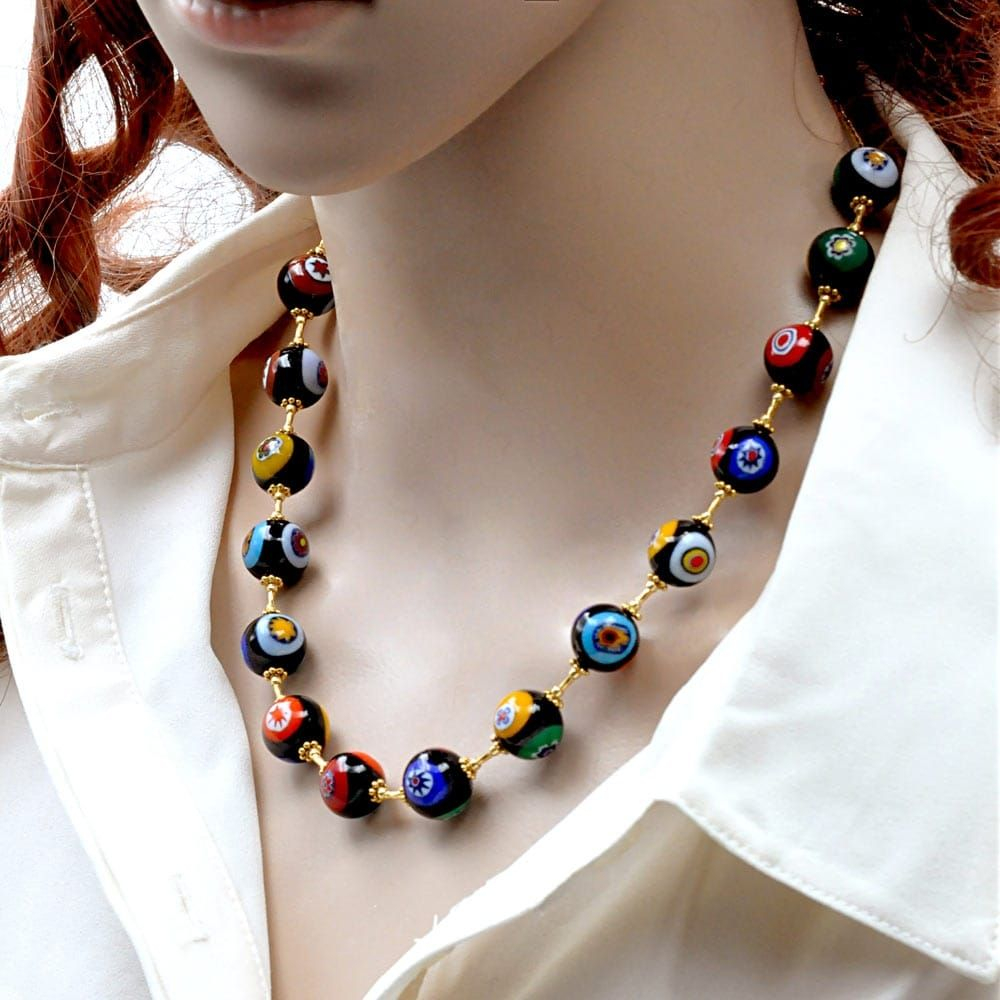 Collar de oro murrina negro perlas de millefiori en real de cristal de murano