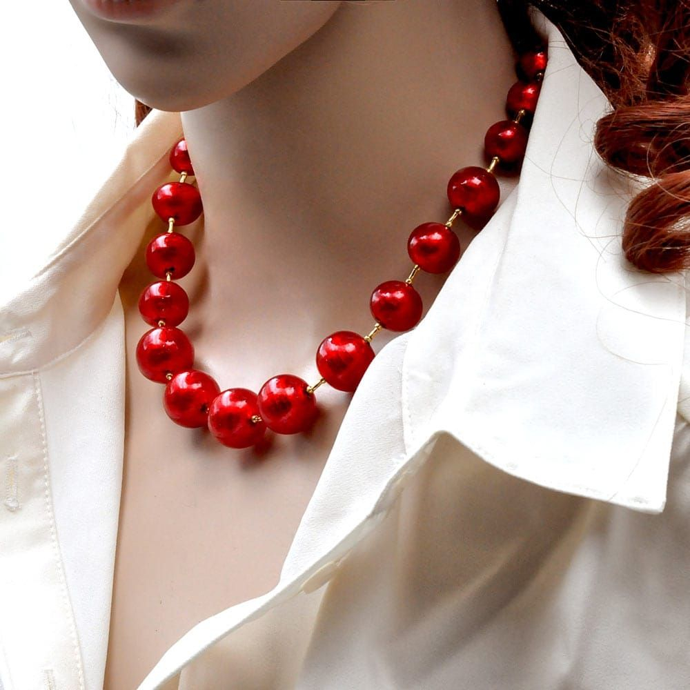 Röd boll - röd halsband juvel äkta murano glas i venedig