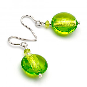 Boucles d'oreilles vert pomme en verre de murano