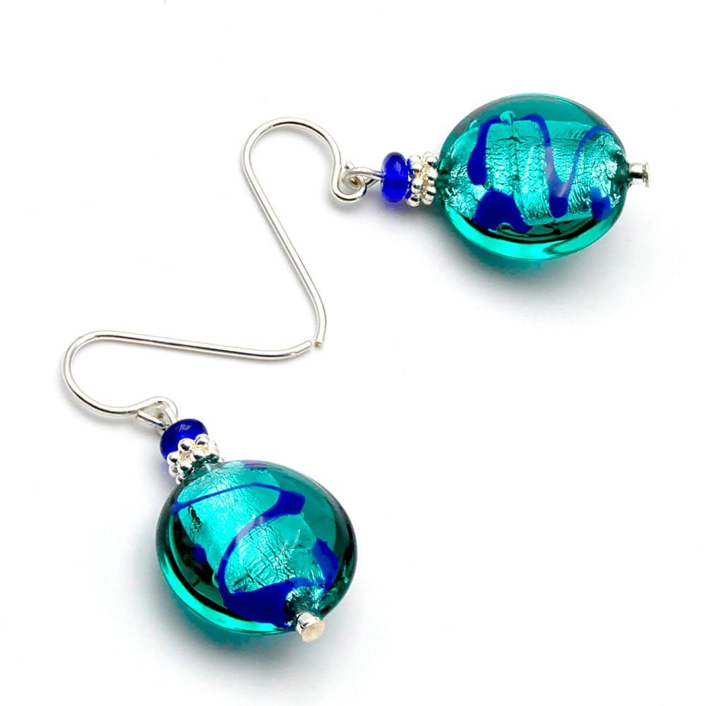 Turquoise oorbellen in echt glas van murano in venetië