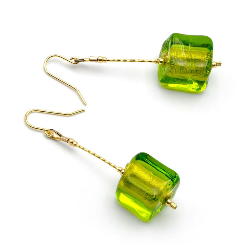 Boucles d'oreilles vert verre de murano de venise