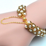 Gold glass pearl bracelet renaissance