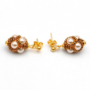 Boucles d'oreilles perles de verre nacre or