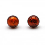 Boucles d'oreilles clou ambre fonce en verre de murano de venise