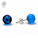 Boucles d'oreilles clou bleu clair et noir en veritable verre de murano de venise