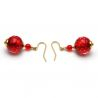 Rode oorbellen van echt muranoglas uit venetië