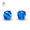 Boucles d'oreilles clou bleu en veritable verre de murano de venise