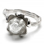 Sterling silver flower and silver pearl ring in murano glass