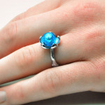 Bague fleur argent massif et perle bleue clair en verre de murano