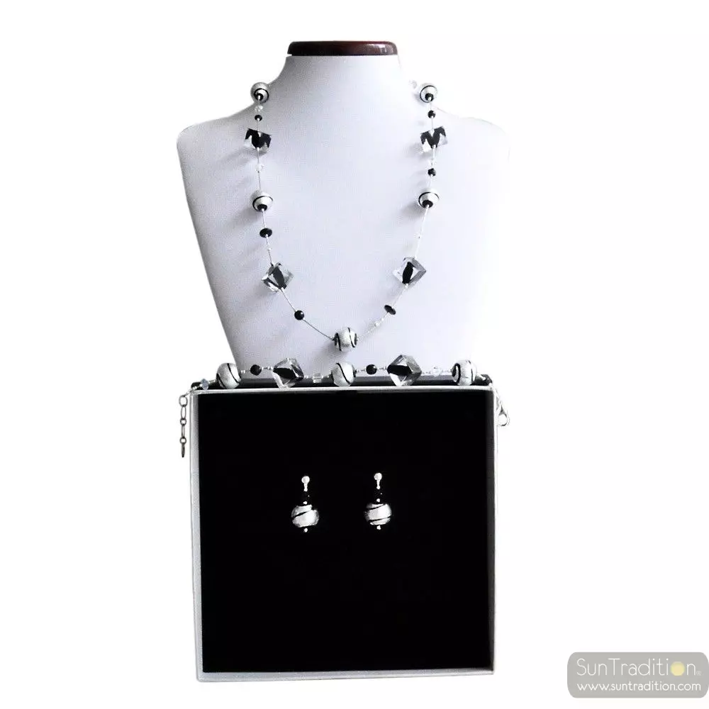 Rumba noir - parure de bijoux perles cube noir en verre de murano de venise